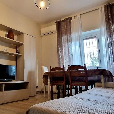Holiday Home Telese Roma ภายนอก รูปภาพ