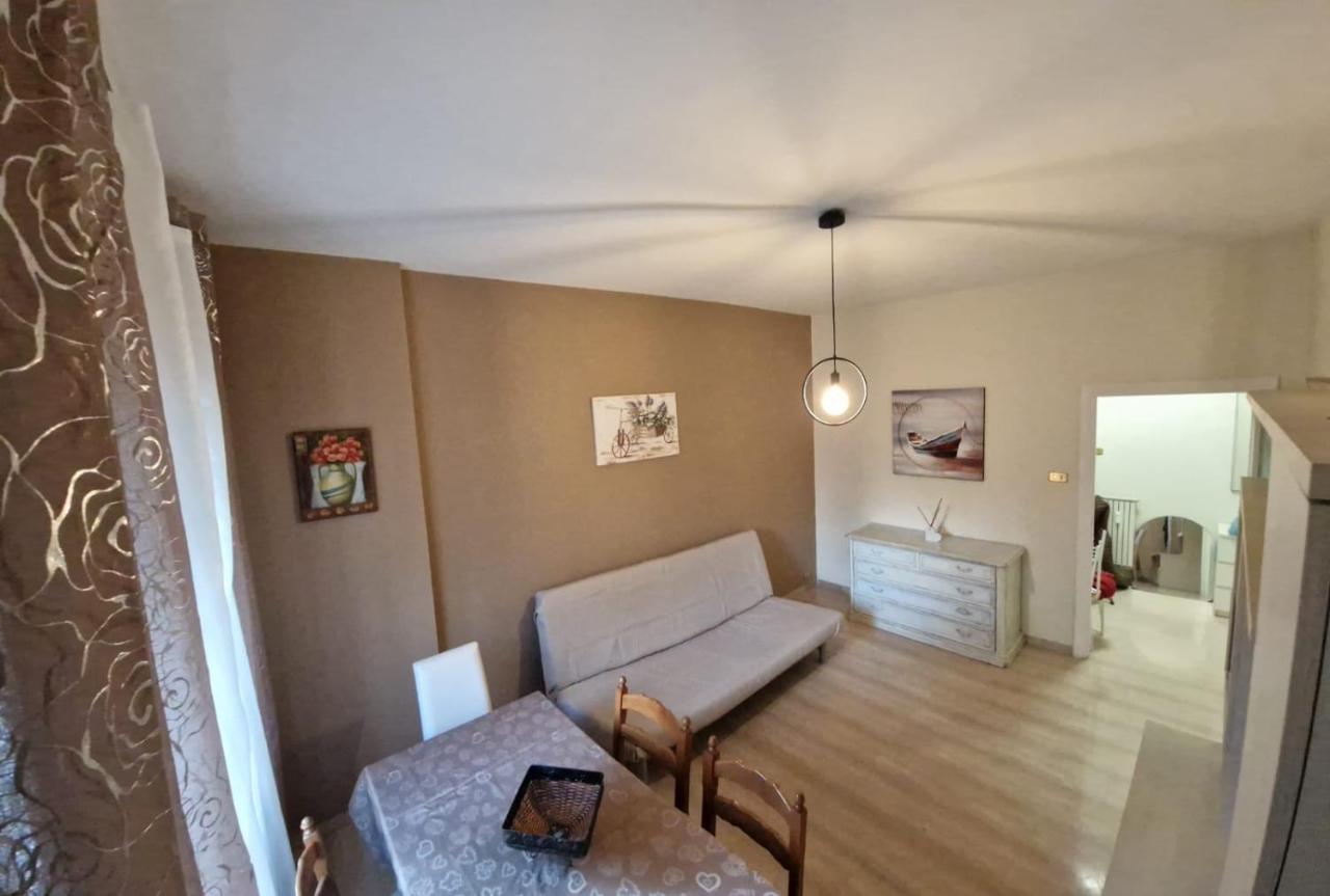 Holiday Home Telese Roma ภายนอก รูปภาพ