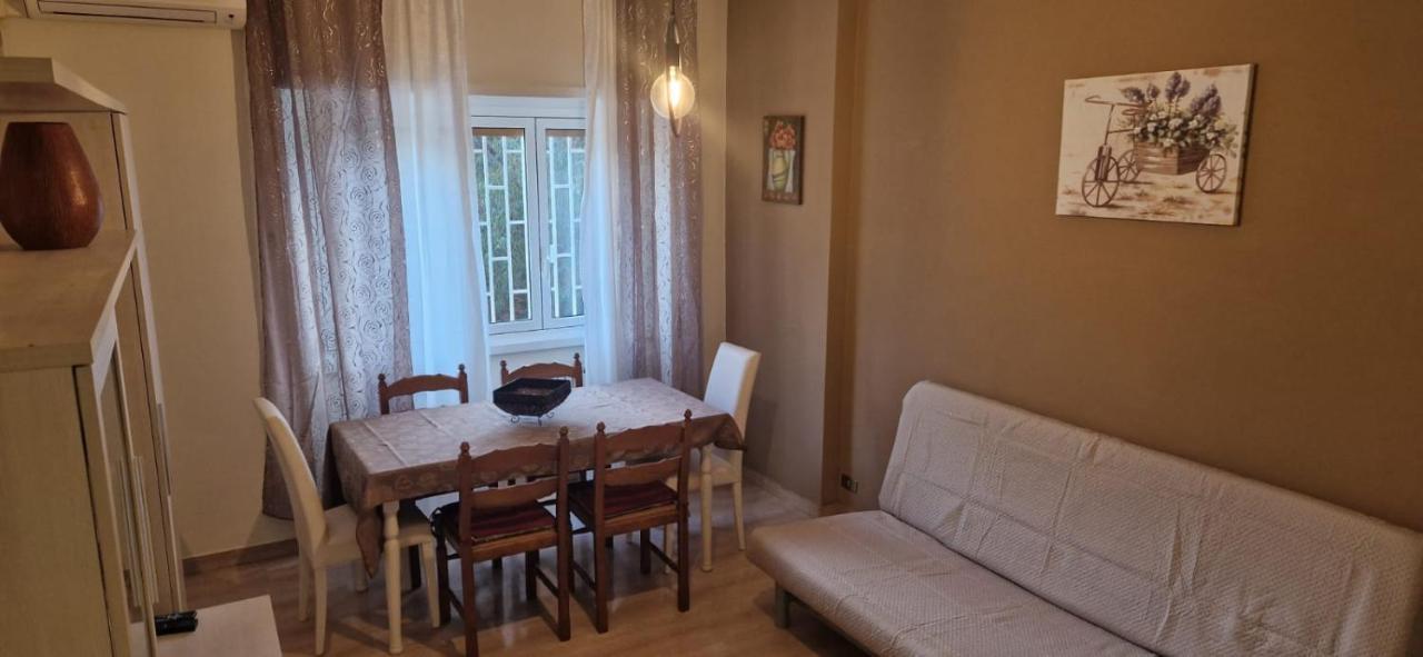 Holiday Home Telese Roma ภายนอก รูปภาพ