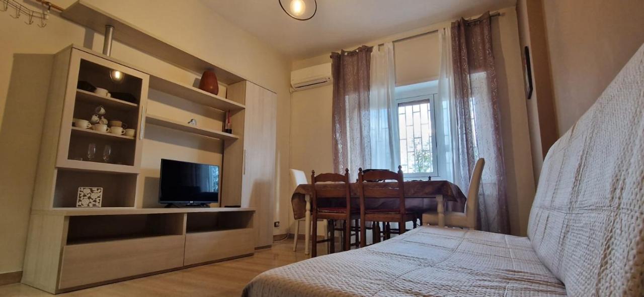 Holiday Home Telese Roma ภายนอก รูปภาพ
